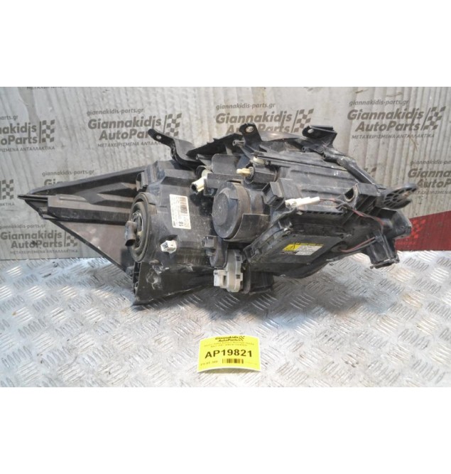 Φανάρι Xenon Εμπρός Αριστερά Toyota Auris 2007-2010 81150-02530