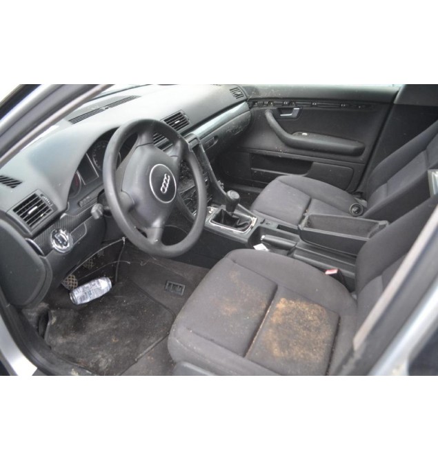 Ολόκληρο Αυτοκίνητο Audi A4 Avant 2.5 TDI Αρ.Κινητήρα ΑΥΜ 2000-2005