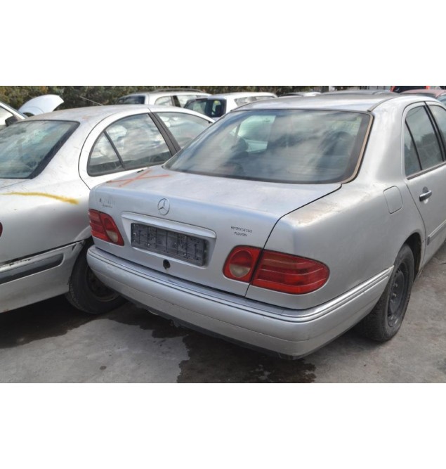 Ολόκληρο Αυτοκίνητο Mercedes-Benz E 200 W210 Αρ.Κινητήρα 111.942 1995-2000