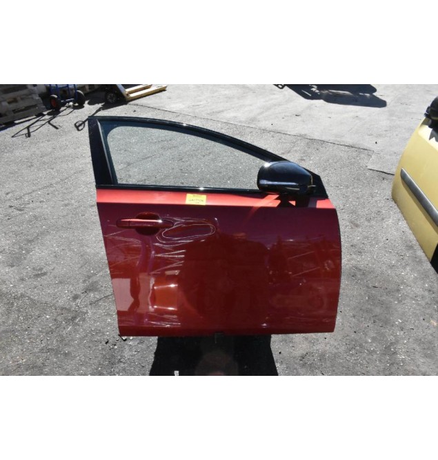 Πόρτα Εμπρος Δεξια Volvo V40 Cross Country 2011-2018 Με Χτυπημα