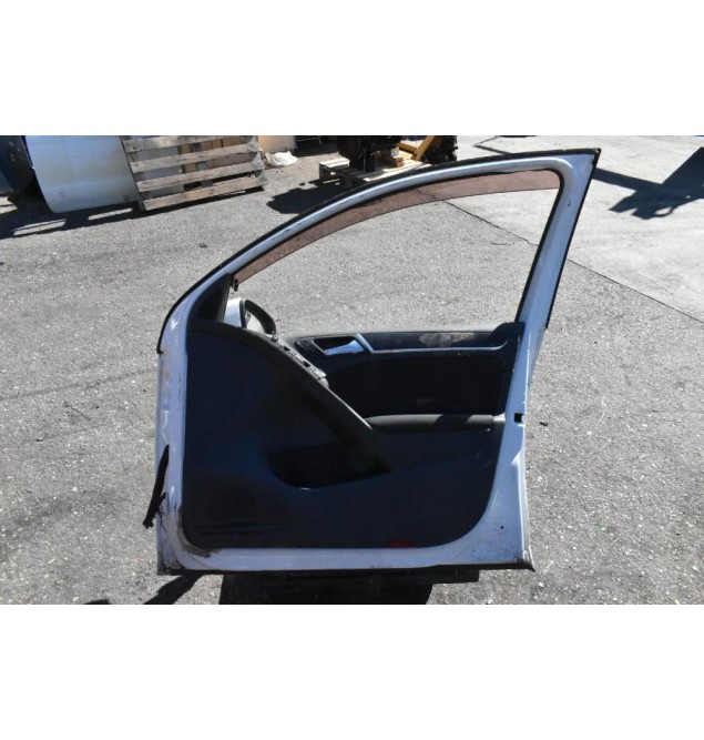 Πόρτα Εμπρός Δεξιά Volkswagen Golf VI 2008-2013 (Χωρίς Καθρέπτη)