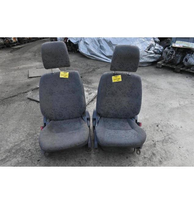 Κάθισματα Αριστερο+Δεξι Toyota Hilux KDN 2001-2005
