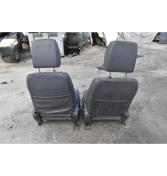 Κάθισματα Αριστερο+Δεξι Toyota Hilux KDN 2001-2005