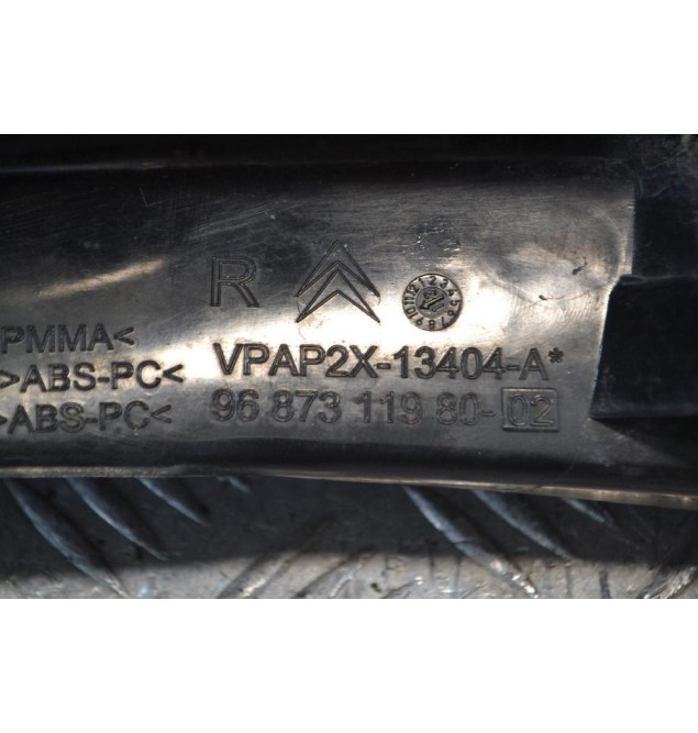 Φανάρι Πίσω Δεξιά Εξωτερικό Citroen C4 II 2012-2018 9687311980