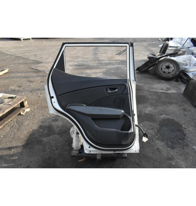 Πόρτα Πίσω Αριστερή SsangYong XLV - Tivoli 2014-2017 (Μικρό Χτύπημα)