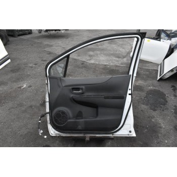 Πόρτα Εμπρος Δεξια Toyota Yaris 2011-2014 XP130 5Θυρο (Με χτύπημα) (Χωρίς Καθρέφτη)