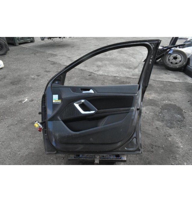 Πόρτα Εμπρός Δεξια Peugeot 308 2014-2019 (Χωρίς Καθρέφτη) (Με Χτύπημα)