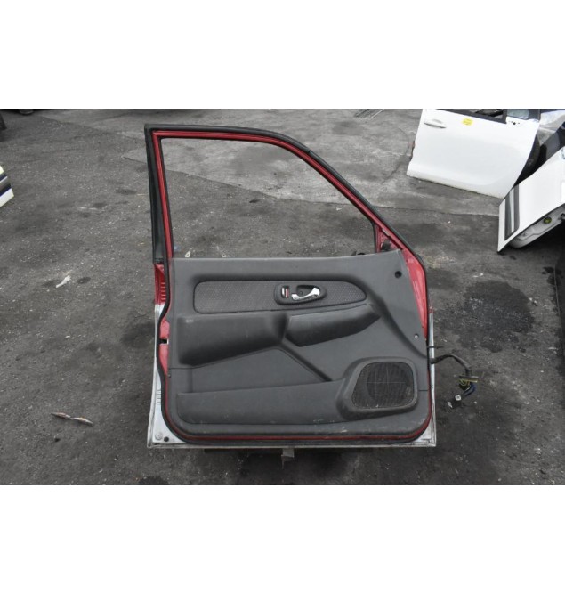 Πόρτα Εμπρός Αριστερά Mitsubishi L200 K74 1997-2005 4Πορτο  (Χωρίς Καθρέφτη) (Με Χτύπημα)