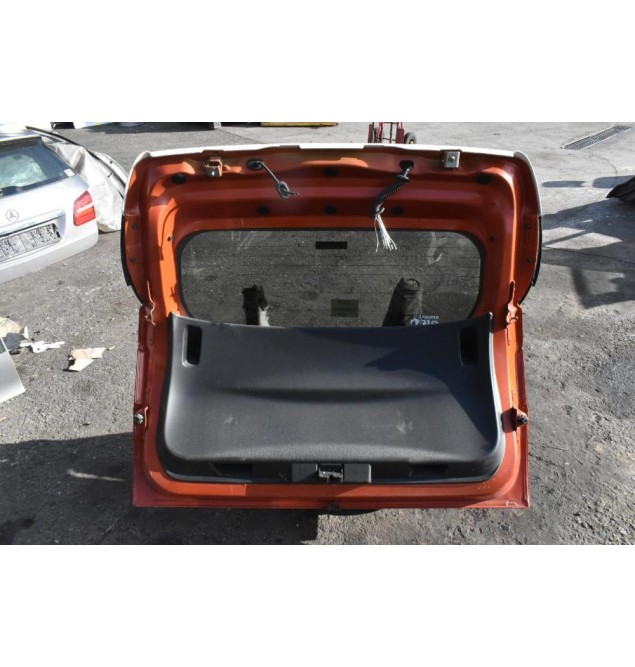 Πόρτα Πορτ Μπαγκαζ Renault Captur 2013-2021 (Με Χτύπημα)