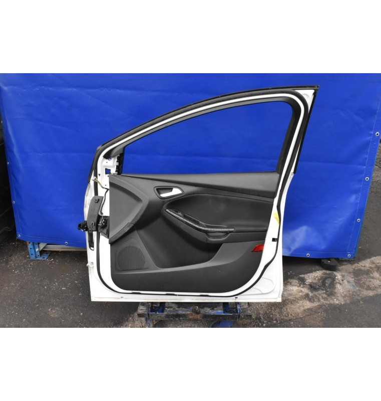 Πόρτα Εμπρός Δεξια Ford Focus 2014-2017 ιτ (Με Χτυπημα)