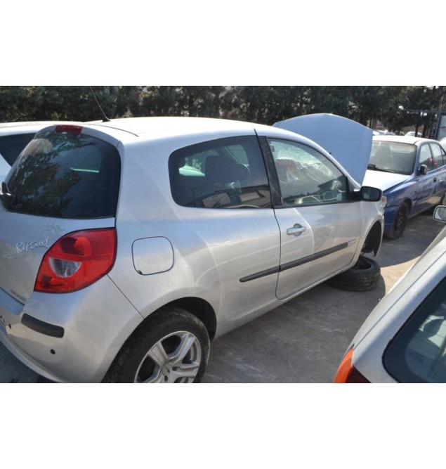 Ολόκληρο Αυτοκίνητο Renault Clio ΙΙΙ 1.5 Diesel Αρ.Κινητήρα K9K766 2005-2012