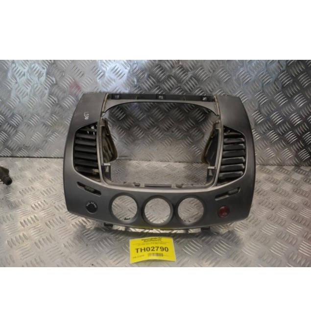 Κονσόλα Ταμπλό + Αεραγωγοί Mitsubishi L200 KB4 2006-2015 MN179800ZZ