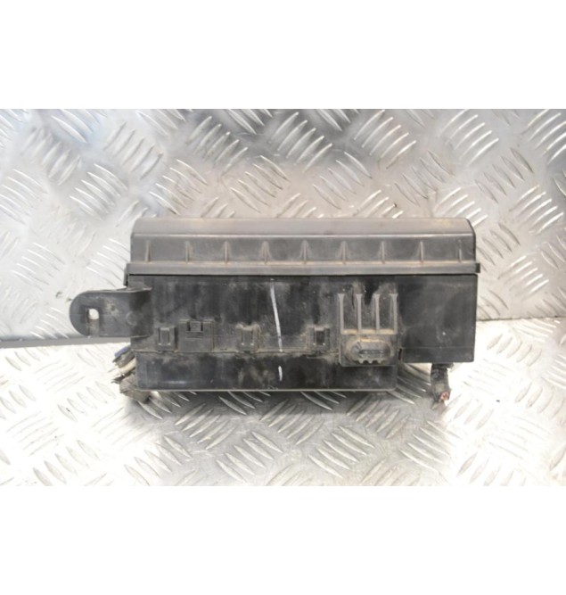 Ασφαλειοθήκη Mitsubishi L200 KB4 2005-2014 PR069-00000