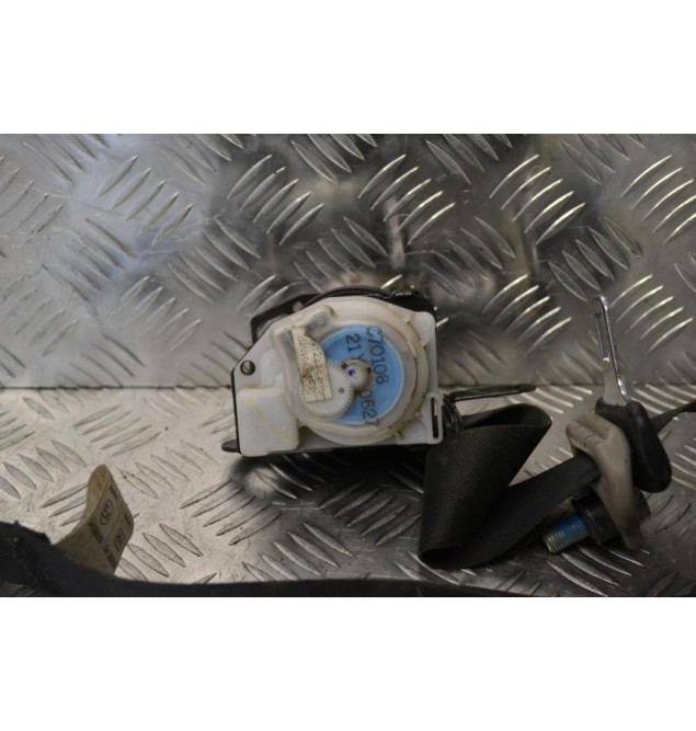 Ζώνη Ασφαλείας Πίσω Δεξιά Mitsubishi L200 KB4 2006-2015