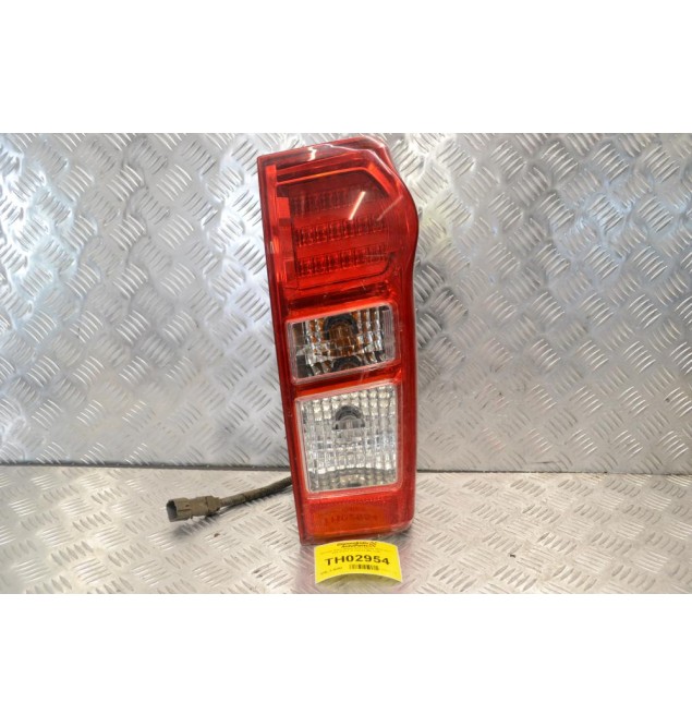 Φανάρι Πίσω Δεξιά Isuzu Dmax 2012-2017 220-17217 (Γνήσιο) (Με Led)