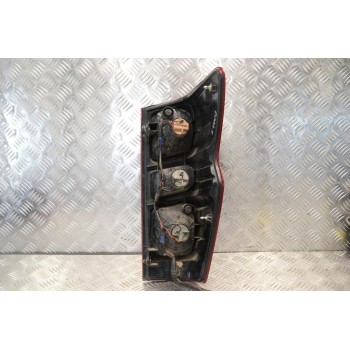 Φανάρι Πίσω Αριστερά Isuzu D-Max 2020-2026 220-8R008