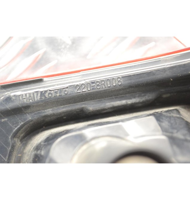 Φανάρι Πίσω Αριστερά Isuzu D-Max 2020-2026 220-8R008