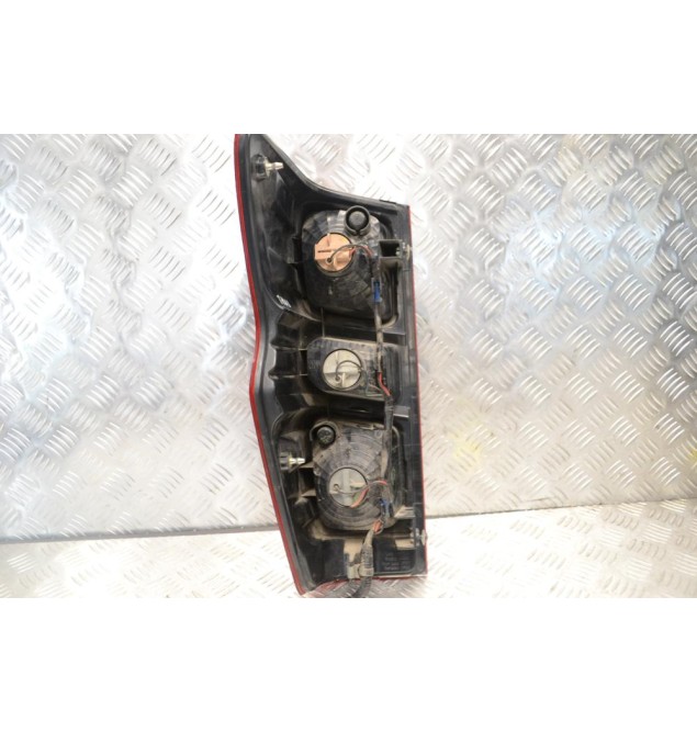 Φανάρι Πίσω Δεξία Isuzu D-Max 2020-2026 220-8R008