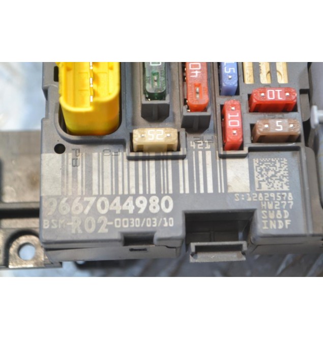 Ασφαλειοθήκη Peugeot 3008 2009-2016 9667044980 BSM-R02-00