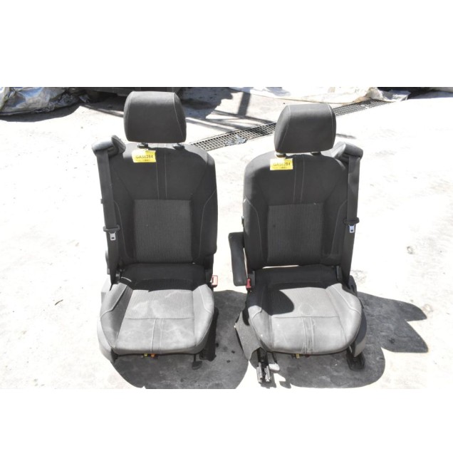 Κάθισματα Εμπρος Ford B-Max 2012-2017