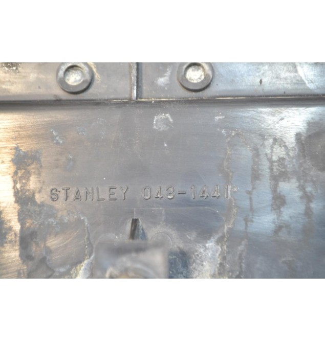 Φανός Ομίχλης & Φωτίσμος Πινακίδας Πόρτ Παγκάζ Mazda 323F 1994-1998 0431441