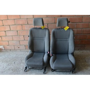 Καθίσματα (Σέτ Αριστερό-Δεξί) Toyota Hilux KUN 2010-2015 (Euro 5)