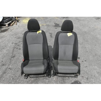 Καθίσματα (Σέτ Αριστερό-Δεξί) Toyota Yaris 2011-2019