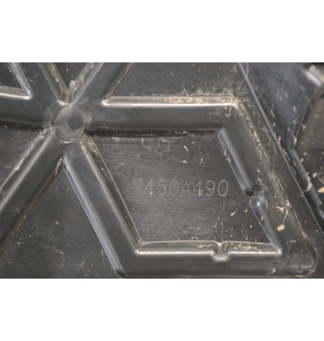 Μάσκα Mitsubishi L200 2012-2015 7450A490 