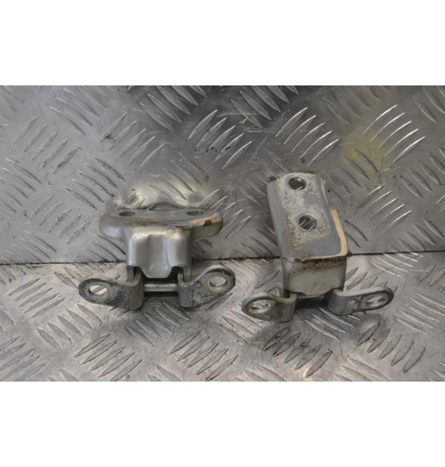 Μεντεσές Toyota Hilux KUN 2005-2010 (4Π Πίσω Δεξια Σετ)