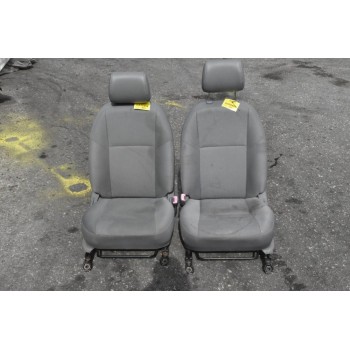 Καθίσματα (Σέτ Αριστερό-Δεξί) Toyota Hilux KUN 2005-2015