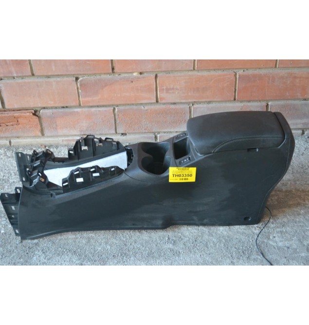 Κεντρική Κονσόλα Nissan Qashqai 2014-2026 969114EA0A (Ποτηροθήκη , Αναπτύρα , Υποβραχιόνιο (τεμπέλη))