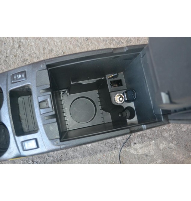 Κεντρική Κονσόλα Nissan Qashqai 2014-2026 969114EA0A (Ποτηροθήκη , Αναπτύρα , Υποβραχιόνιο (τεμπέλη))