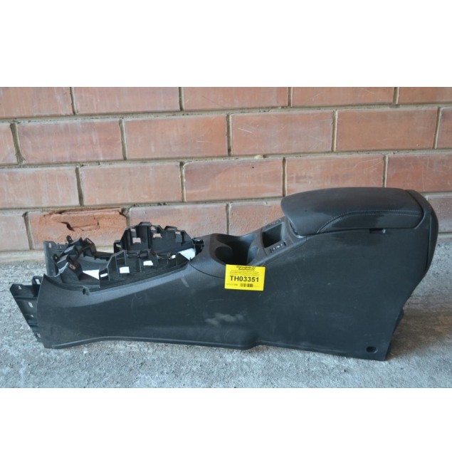Κεντρική Κονσόλα Nissan Qashqai 2014-2026 969114EA0A (Ποτηροθήκη , Αναπτύρα , Υποβραχιόνιο (τεμπέλη))