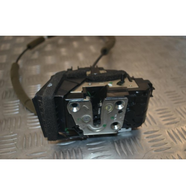 Κλειδαριά Πόρτας Πισω Αριστερά Nissan Qashqai J11 2013-2021 (3PINS)