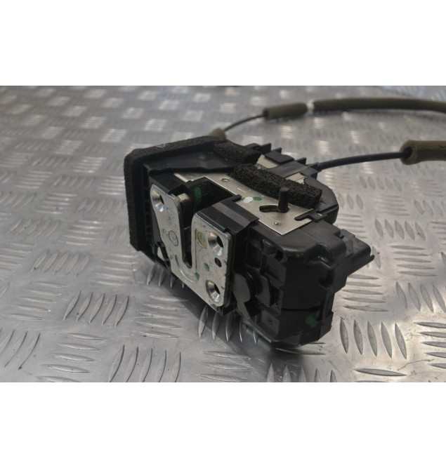 Κλειδαριά Πόρτας Πισω Αριστερά Nissan Qashqai J11 2013-2021 (3PINS)