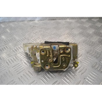 Κλειδαριά Nissan Navara D22 1998-2005 (Εμπρός Δεξια, 4Pins)
