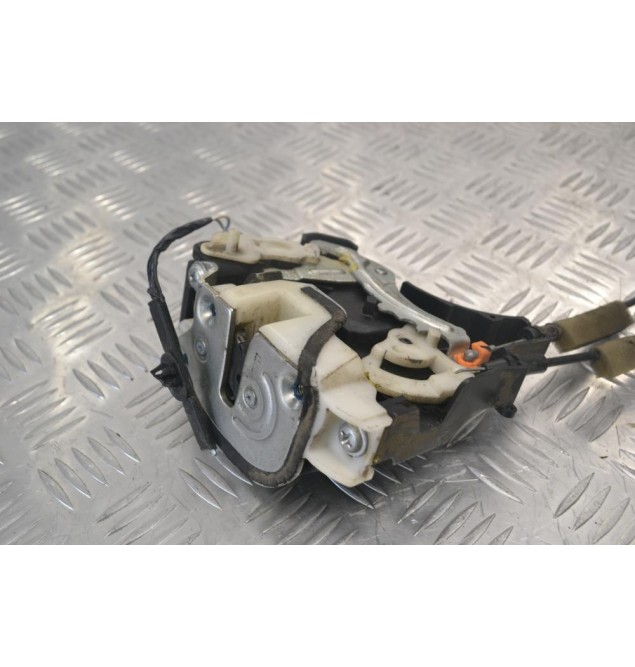 Κλειδαριά Πόρτας Πίσω Δεξιά Mitsubishi L200 KB4 - Outlander 2006-2014 (2 Pins)