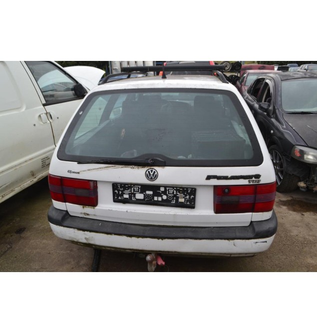 Ολόκληρο Αυτοκίνητο Volkswagen Passat Variant 1.9 TDI Αρ.κινητήρα 1Ζ (AHU) 1993-1997