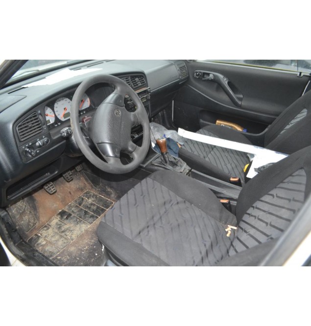 Ολόκληρο Αυτοκίνητο Volkswagen Passat Variant 1.9 TDI Αρ.κινητήρα 1Ζ (AHU) 1993-1997