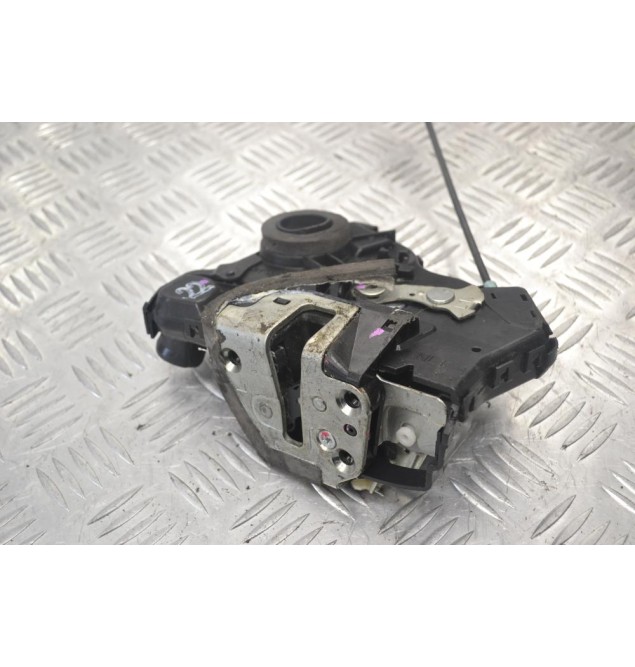 Κλειδαριά Πόρτας Εμπρός Αριστερά Toyota Hilux KUN 2006-2015 (Γνήσια) (2 Pins)
