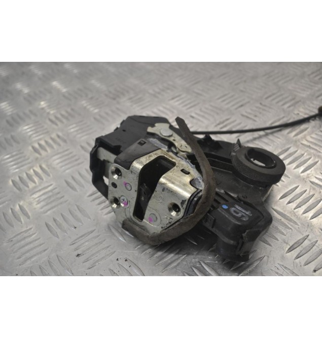 Κλειδαριά Πόρτας Εμπρός Δεξιά Toyota Hilux KUN 2006-2015 (Γνήσια) (6 Pins)