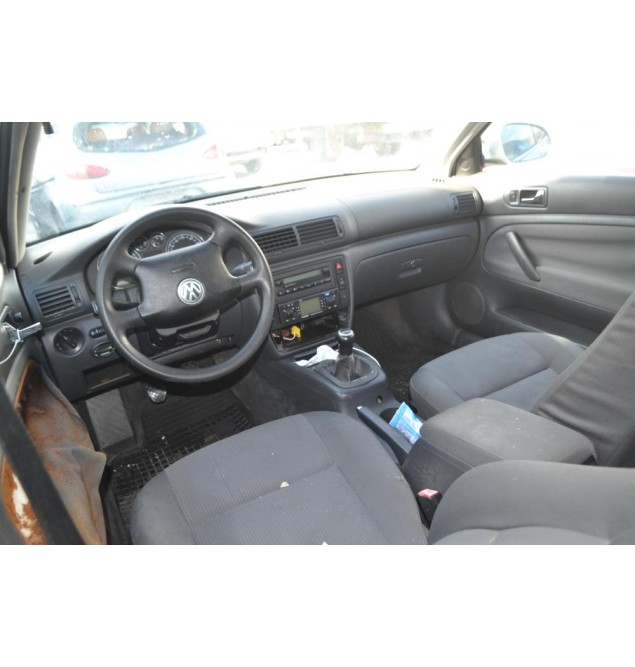 Ολόκληρο Αυτοκίνητο Volkswagen Passat Variant 1.9 TDI 4motion Αρ.Κινητήρα AVF 2000-2005 ok