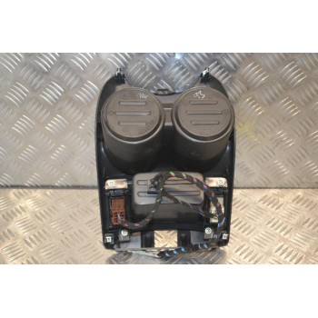 Ποτηροθήκη Κεντρικής Κονσόλας + Διακόπτες για θερμενόμενο κάθισμα Nissan Qashqai J11 2013-2021 (Γνήσια) 96966-4EA1A 96965-4EA1A