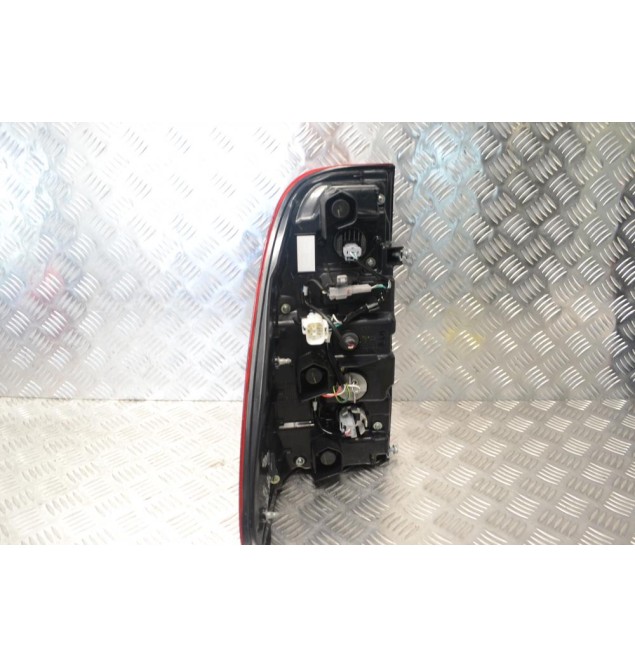 Φανάρι Πίσω Δεξιά Toyota Hilux 2020-2026 0K-186 35668 (με led + με φανο ομίχλης)