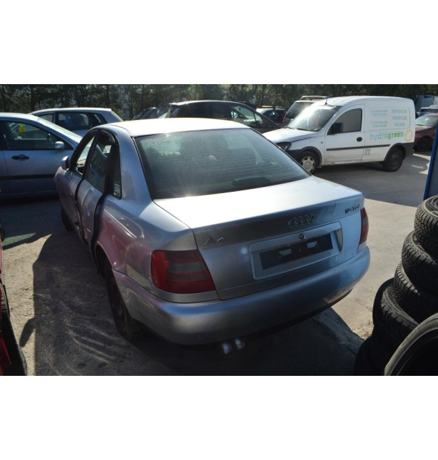 Ολόκληρο Αυτοκίνητο Audi A4 1.9TDI Αρ.Κινητήρα AFN 1995-2000