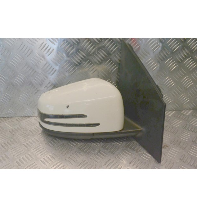 Καθρέφτης Δεξιός Mercedes-Benz B180 A246 W246 W242 2010-2023 A2468102419 (9+8 Pins)