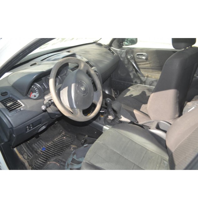 Ολόκληρο Αυτοκίνητο Renault Megane 1.4 Αρ.Κινητήρα K4J 2002-2005