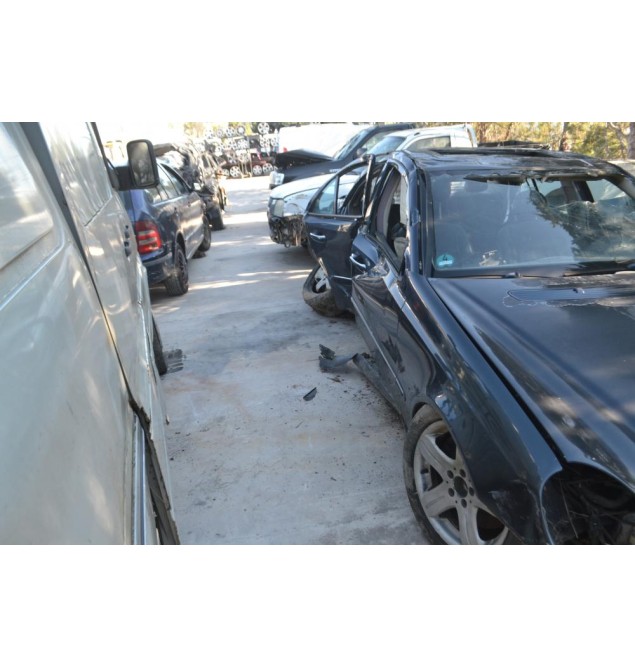 Ολόκληρο Αυτοκίνητο Mercedes-Benz E 500 Αρ.Κινητήρα 113.969  2002-2009