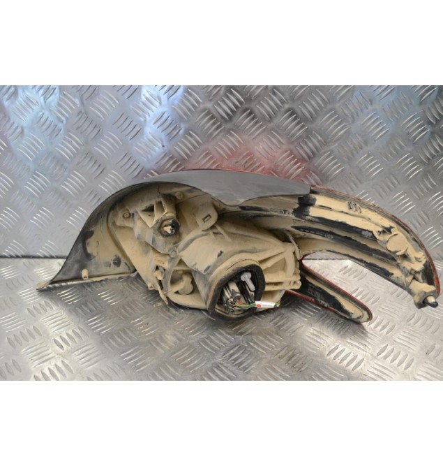 Φανάρι Πίσω Αριστερά Peugeot 208 2015-2019 981034080 ( LED )