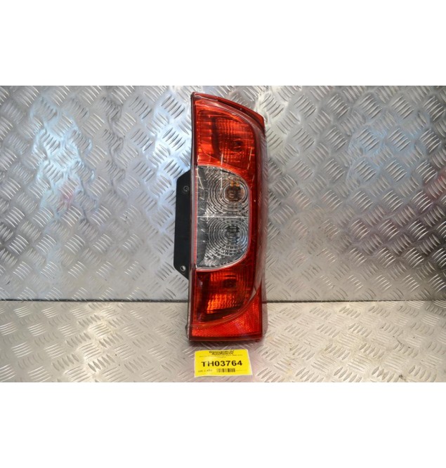 Φανάρι Πίσω Δεξιά Fiat Qubo 2008-2016 13204FA
